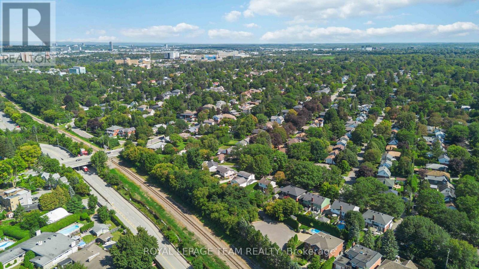 4 Bed, 4 Bath House for Sale in Ottawa – 115 MOUNTBATTEN AVENUE, Ottawa – MLS# X13755192 - Image 46