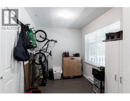 2104 11295 Pazarena Place, Maple Ridge, BC V2X4K9 Photo 6
