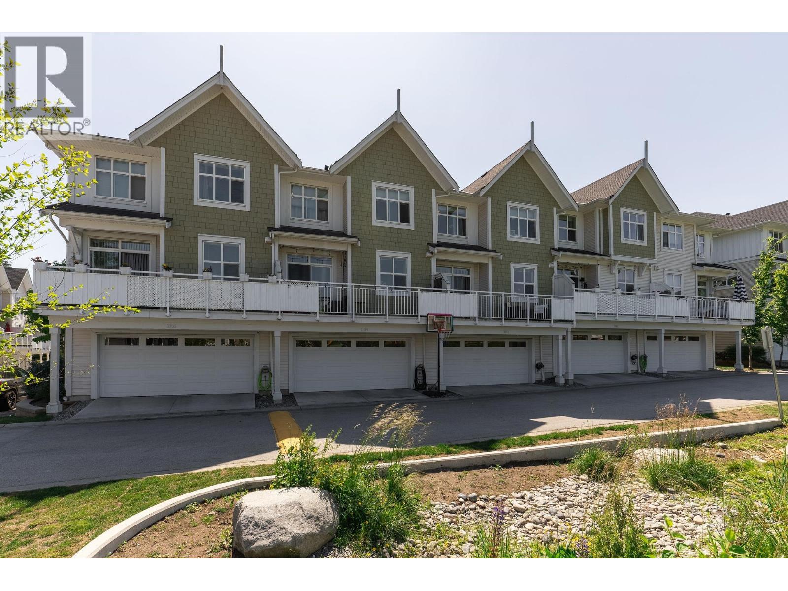 2104 11295 PAZARENA PLACE, Maple Ridge — photo 4