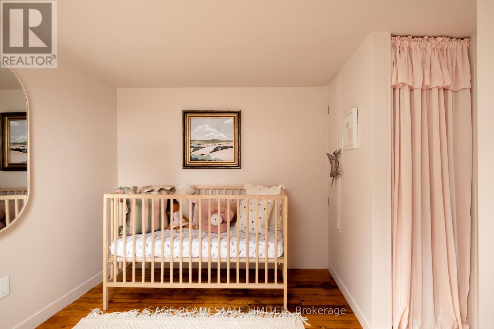 29 BUSHELL AVENUE - 26