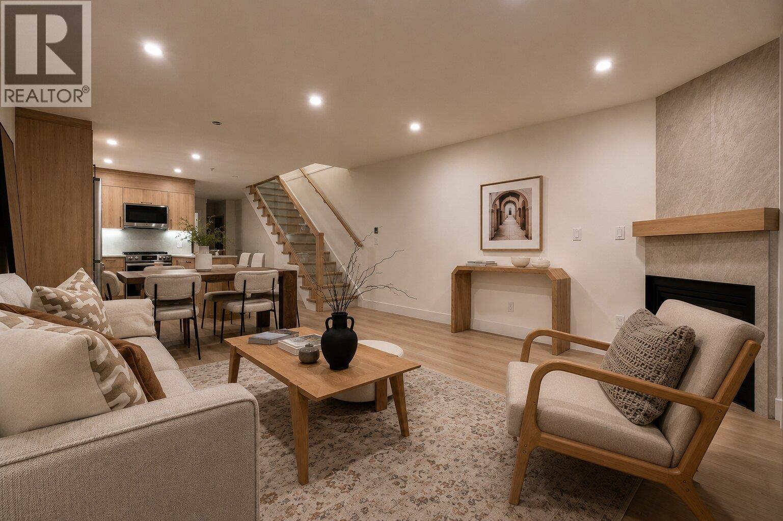 3350 COBBLESTONE AVENUE, Vancouver — photo 3