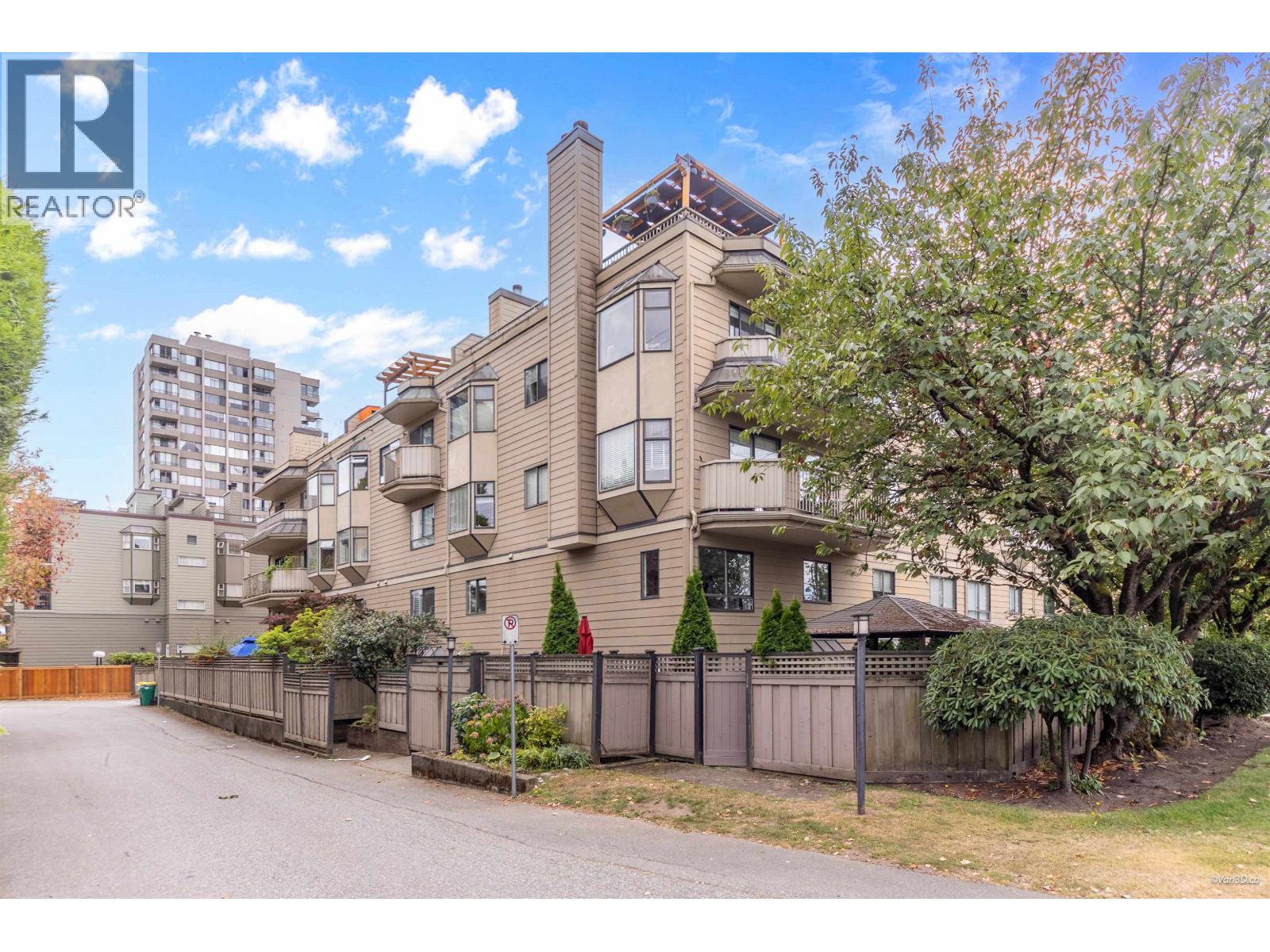 110 777 EIGHTH STREET, New Westminster — photo 5