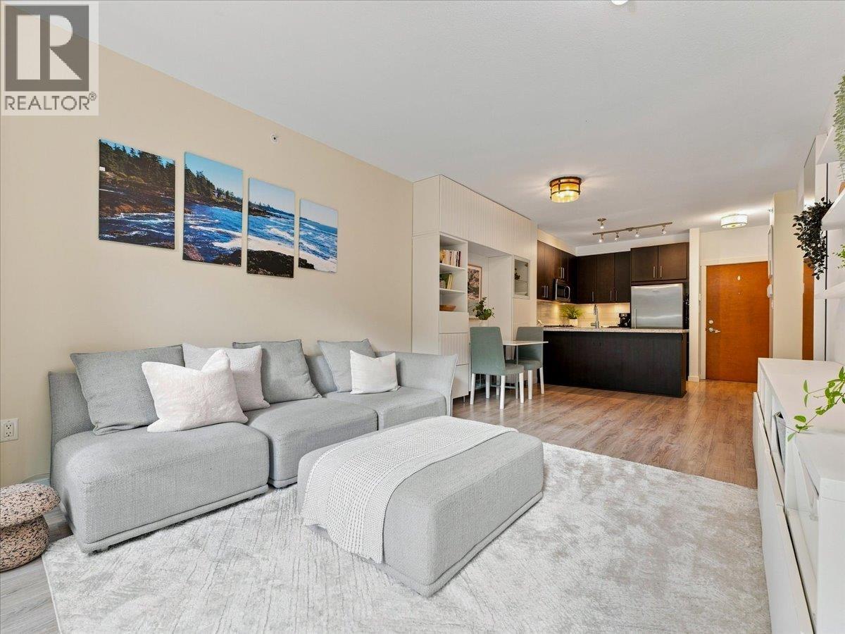 G11 139 W 22ND STREET, North Vancouver — photo 8