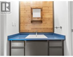 105 3191 Mountain Highway, North Vancouver, BC V7K2H4 Photo 18