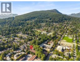 105 3191 Mountain Highway, North Vancouver, BC V7K2H4 Photo 32