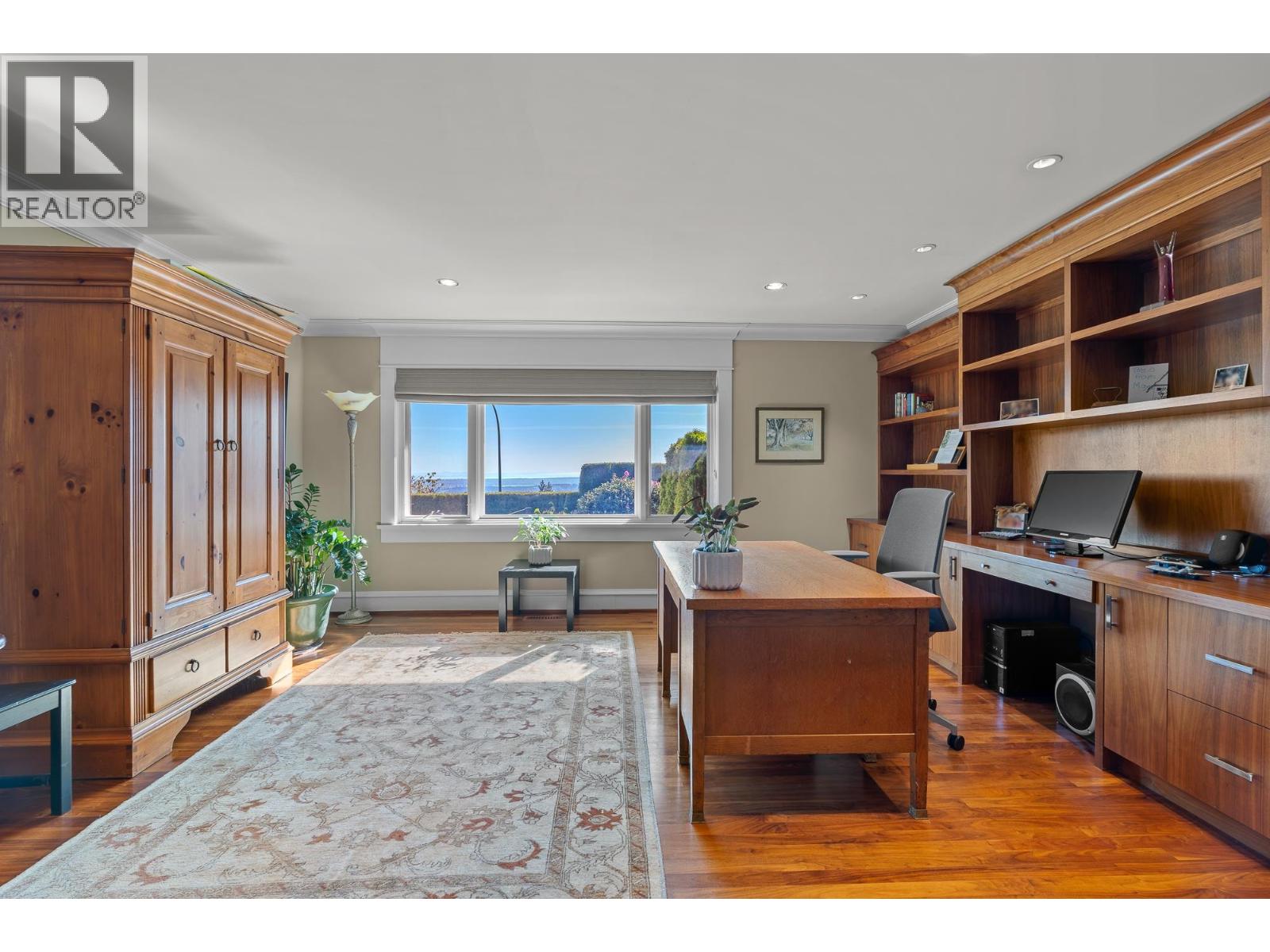 5168 REDONDA DRIVE, North Vancouver