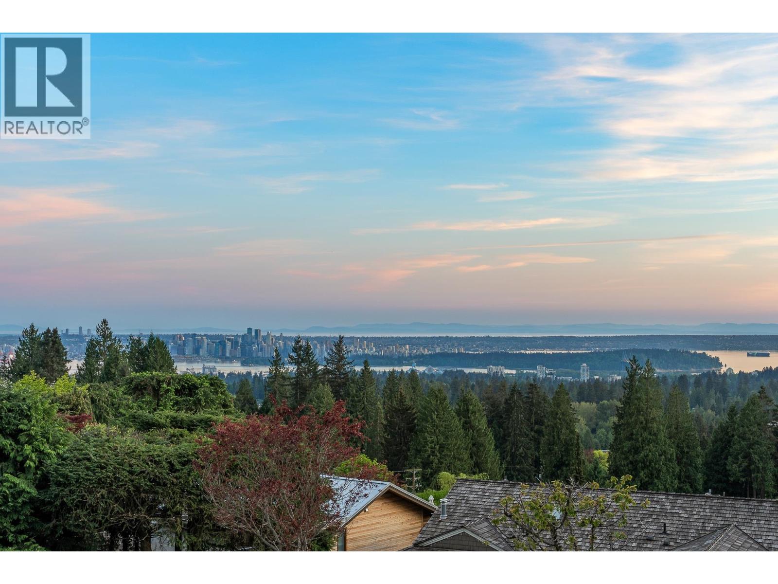 5168 REDONDA DRIVE, North Vancouver