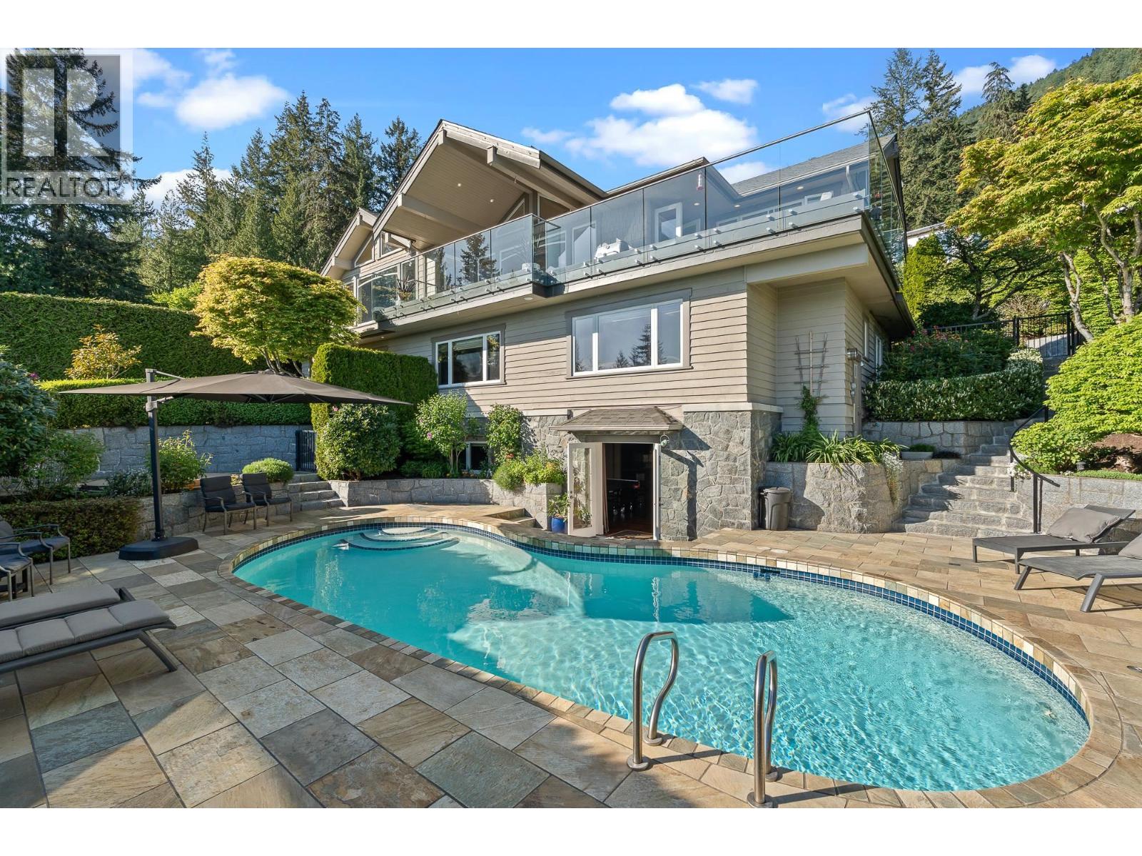 5168 REDONDA DRIVE, North Vancouver