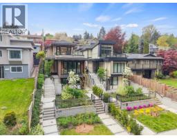 1126 Heywood Street, North Vancouver, BC V7L1H4 Photo 31