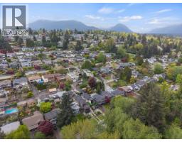 1126 Heywood Street, North Vancouver, BC V7L1H4 Photo 33