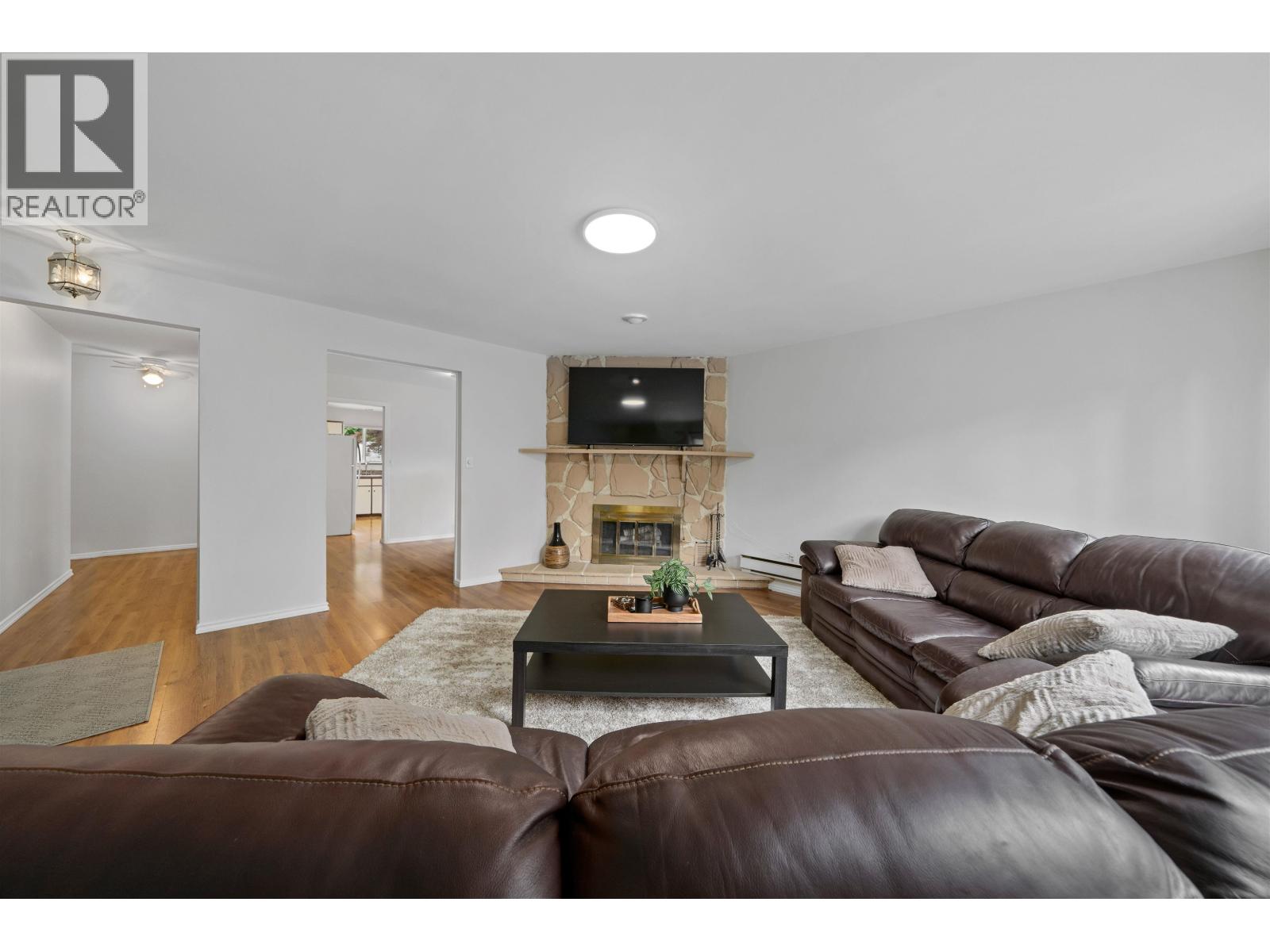 21513 SPRING AVENUE, Maple Ridge — photo 9