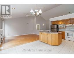 Laundry room - 6 Windchime Crescent, Ottawa, ON K2G6J3 Photo 16