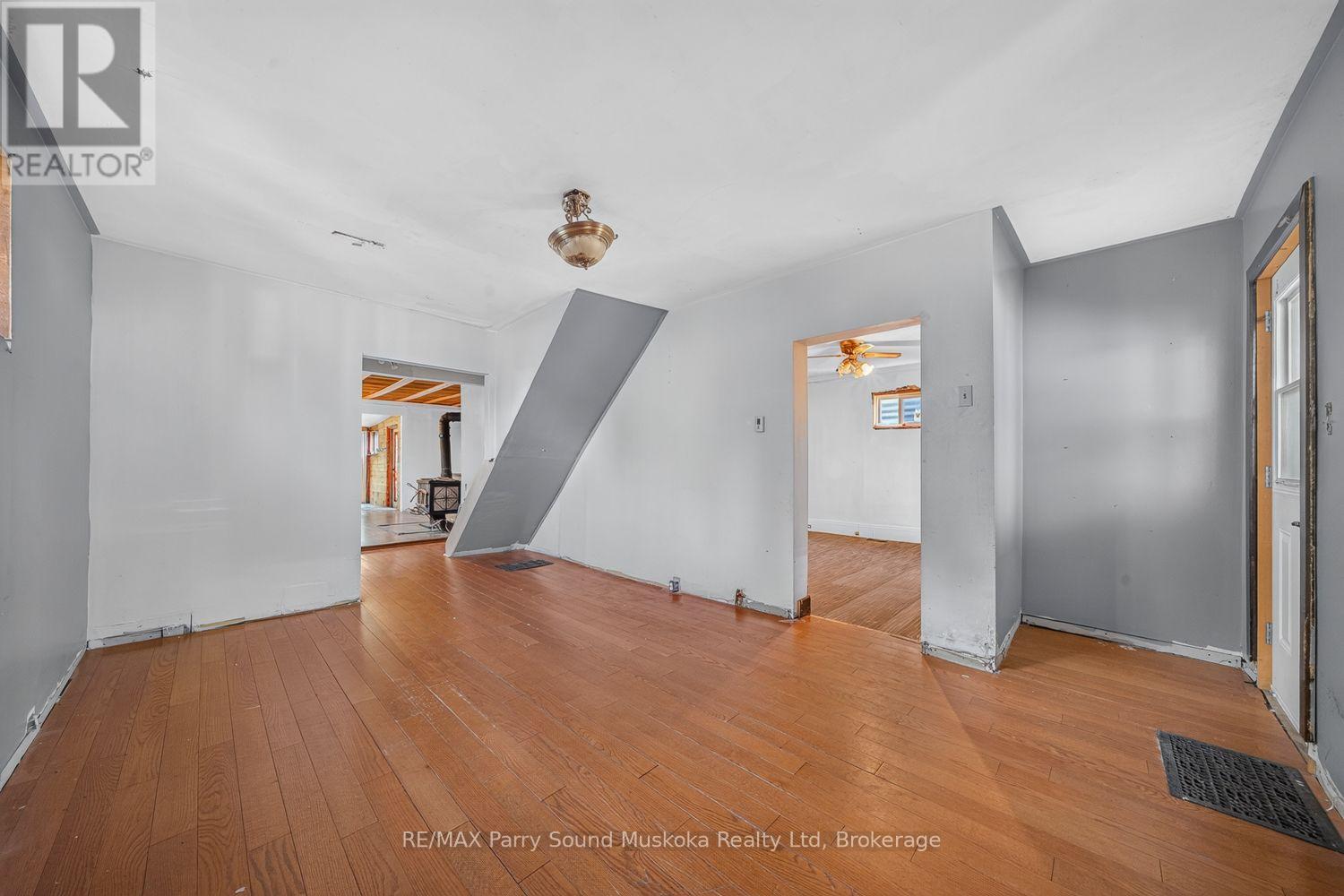 5 WAKEFIELD STREET - Image 14