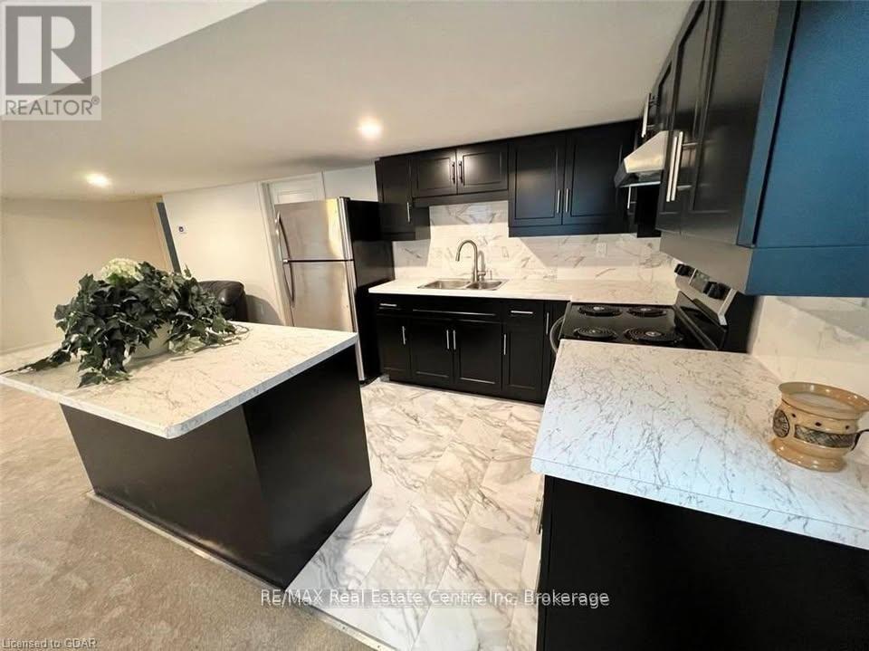 11 OWENS WAY, Guelph (Kortright East) — photo 4