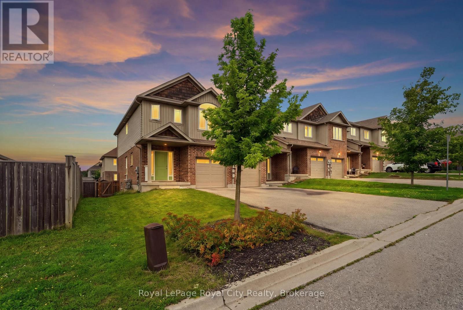 8 JEFFREY DRIVE, Guelph (Grange Road) — photo 2