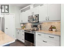 Bedroom - 440 Spruce Way Se, Medicine Hat, AB T1B4L5 Photo 11