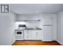 Lower - 325 Perth Avenue, Toronto, ON M6P3X9 Photo 11