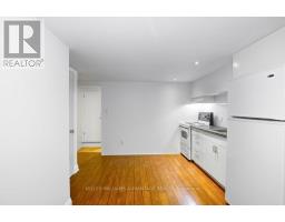 Lower - 325 Perth Avenue, Toronto, ON M6P3X9 Photo 13
