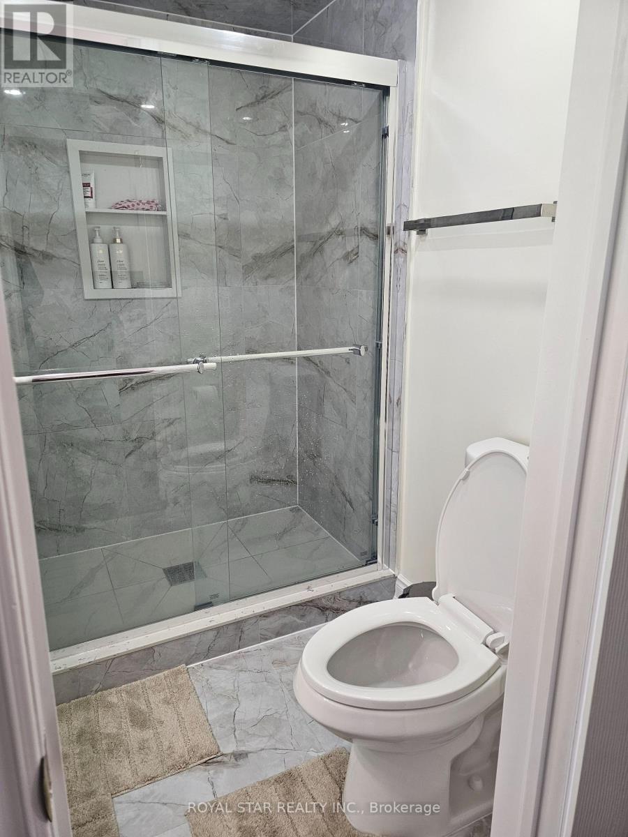 33 COPPERMILL DRIVE - 40