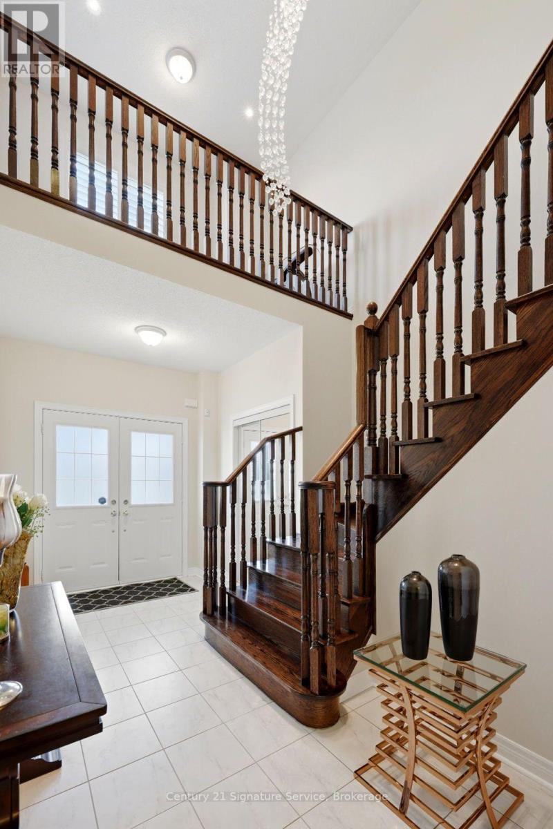 322 COMISKEY CRESCENT - 20