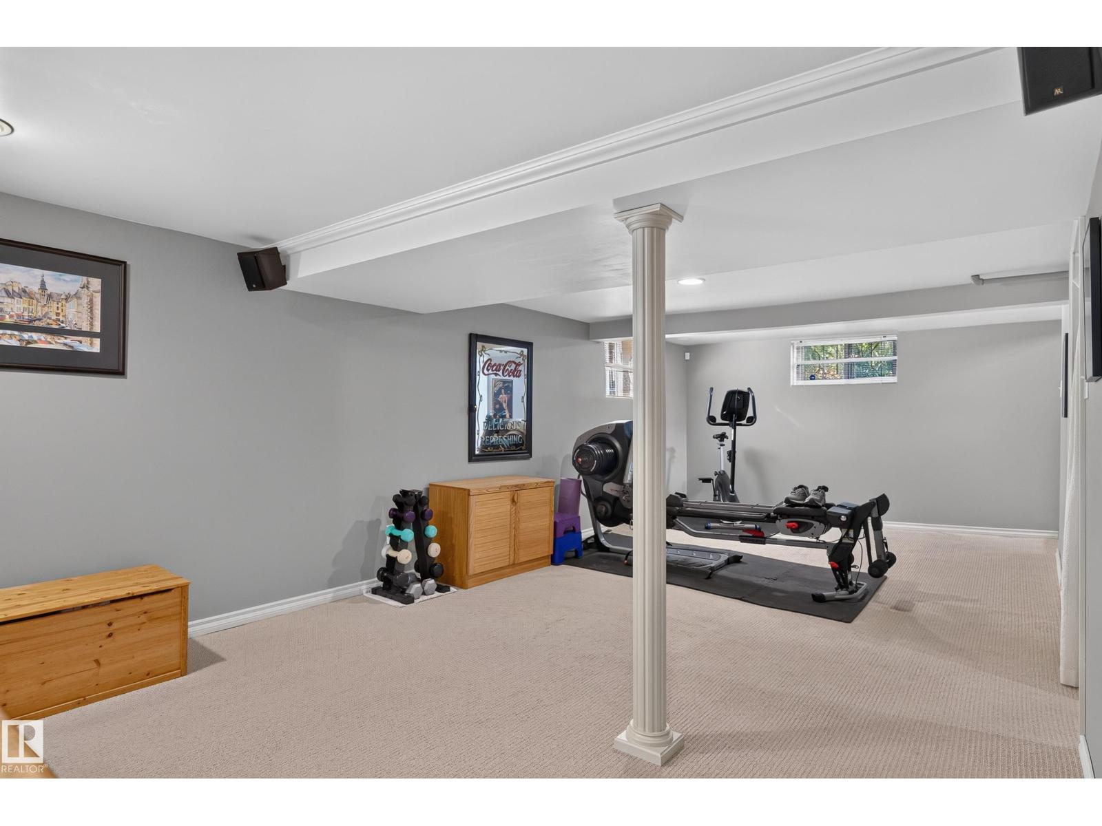 10990 123 Street NW - 51