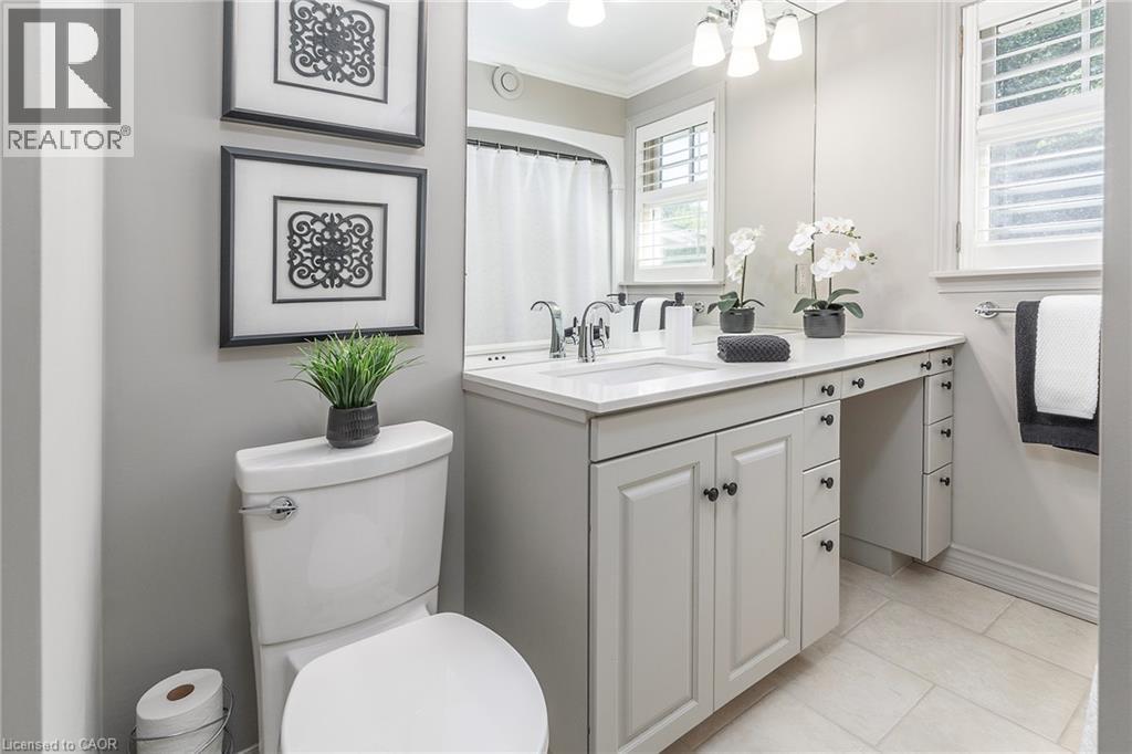 66 GARDEN Avenue - 15