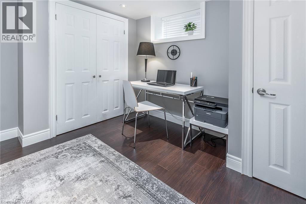 66 GARDEN Avenue - Image 24