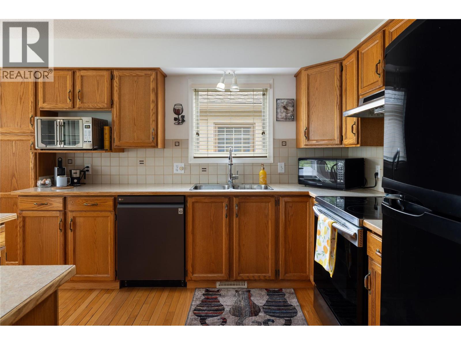 72 595 Yates Road, Kelowna