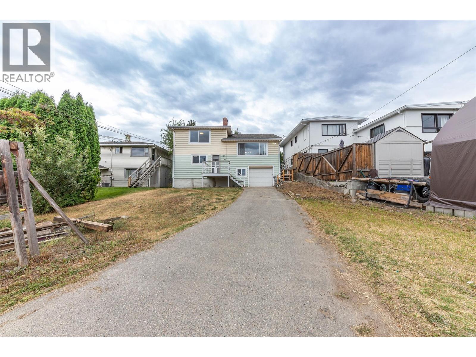 668 MUNRO Street - 47