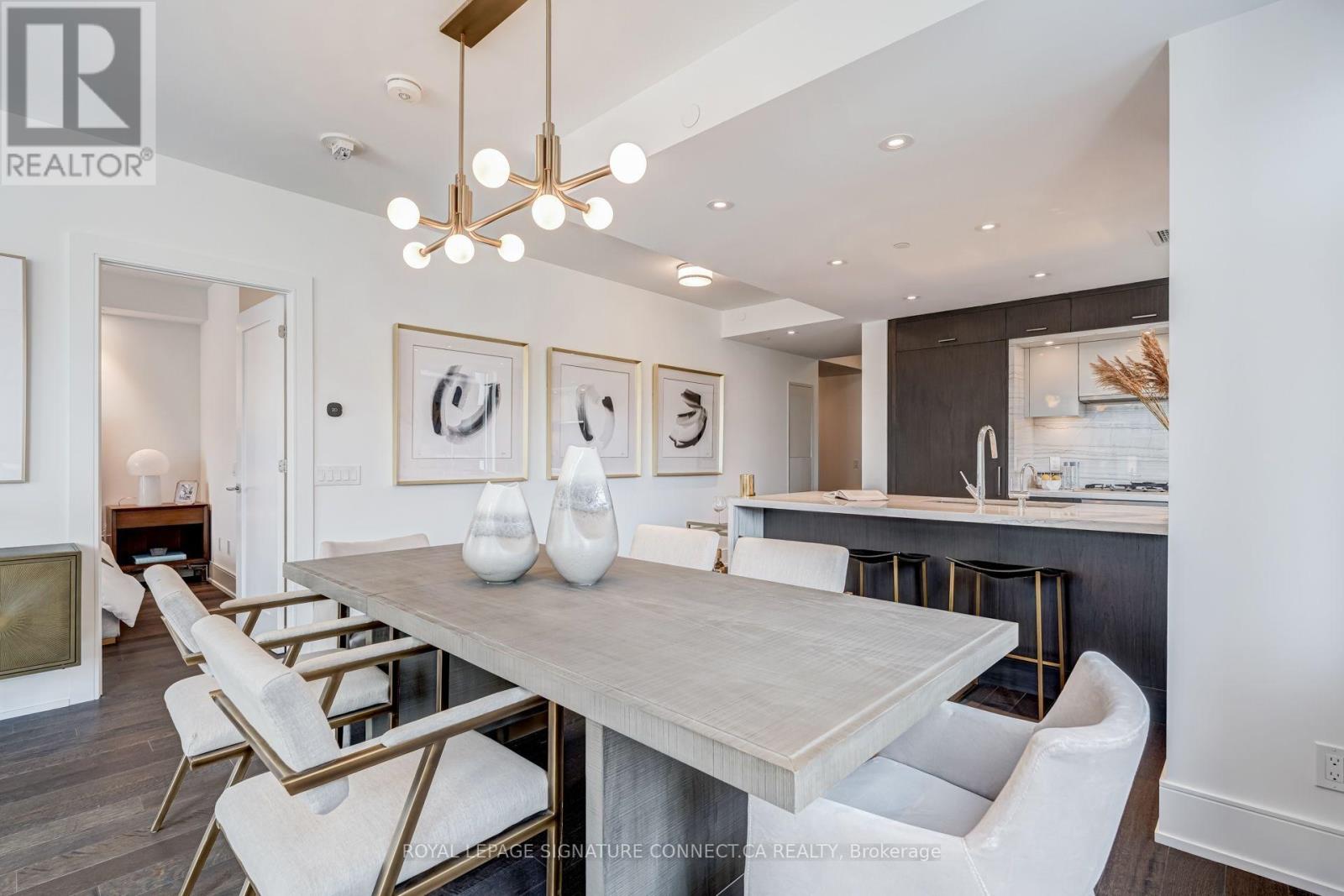 #402 455 WELLINGTON STREET W - 15