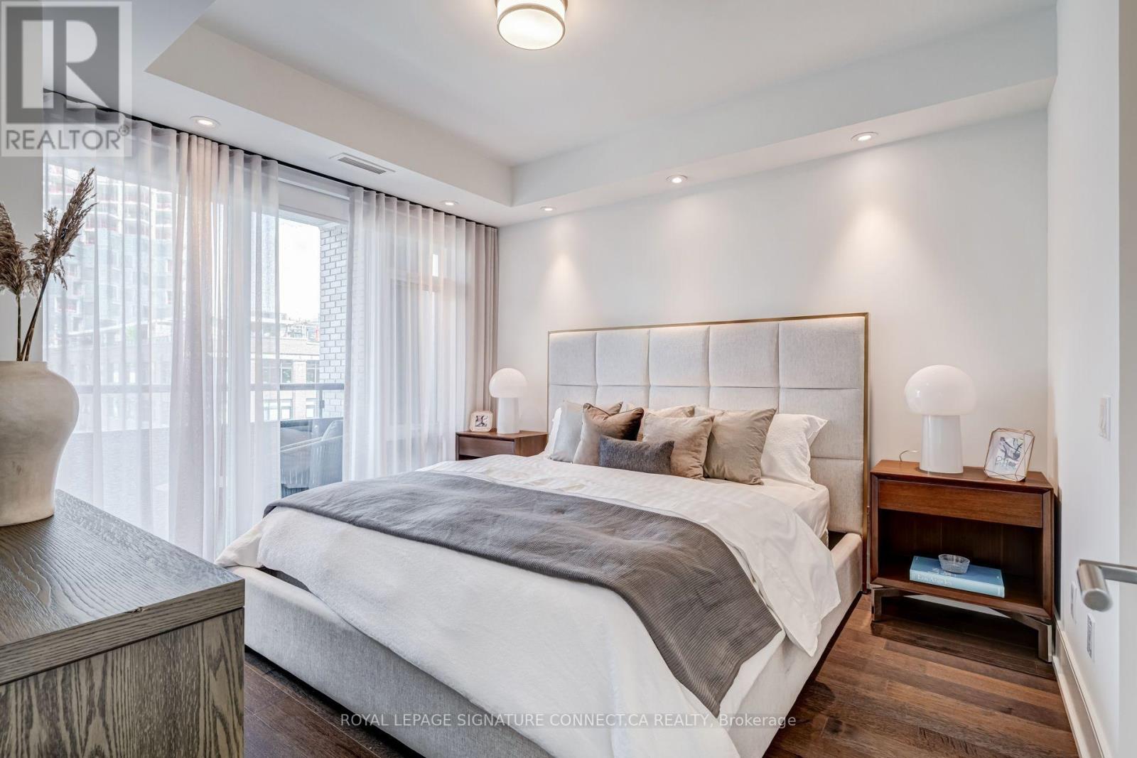 #402 455 WELLINGTON STREET W - Image 18