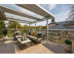 18139 Claytonwood Crescent, Surrey, BC V3S7T5 Photo 12