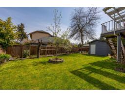 18139 Claytonwood Crescent, Surrey, BC V3S7T5 Photo 18
