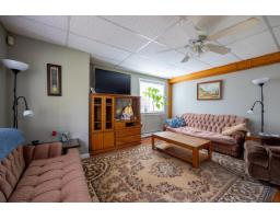 18139 Claytonwood Crescent, Surrey, BC V3S7T5 Photo 22
