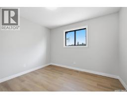 402 Fulton Drive, Regina, SK S4X2K1 Photo 12