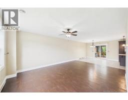 54 Whisperwood Drive, photo 5