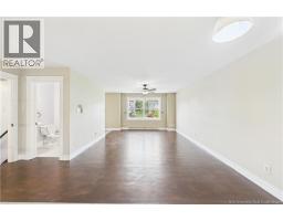 54 Whisperwood Drive, photo 7