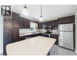 54 Whisperwood Drive, photo 13