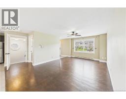54 Whisperwood Drive, photo 8