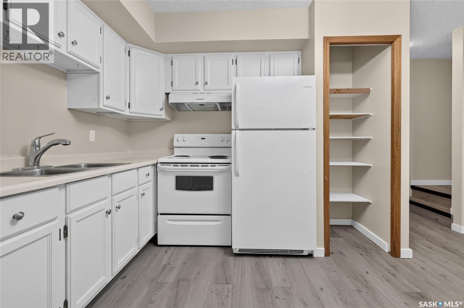 223-225 Wakabayashi WAY, Saskatoon — photo 9