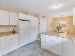 10 Bittersweet Bay, Winnipeg, MB R2J2E6 Photo 16
