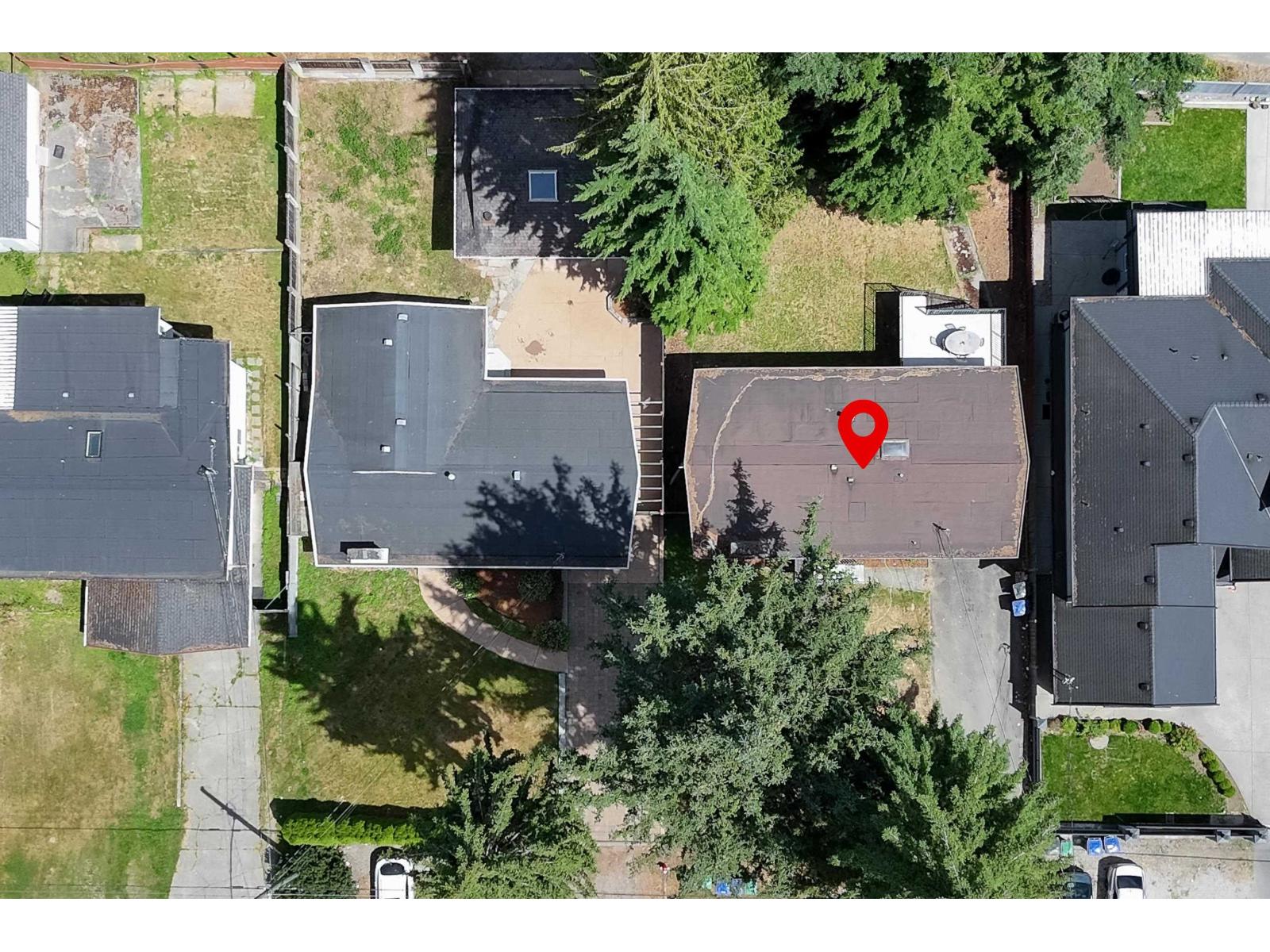 4 Bed, 2 Bath House for Sale in Surrey – 9704 131 STREET, Surrey – MLS# R3161816 - Image 15