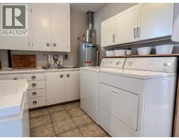 Den - 7817 89th Street, Osoyoos, BC V0H1V0 Photo 14
