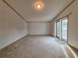 4 Young Avenue, Brandon, MB R7A2L1 Photo 12