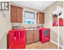 Kitchen - 1049 Huntington Boulevard, Lakeshore, ON N0R1A0 Photo 19