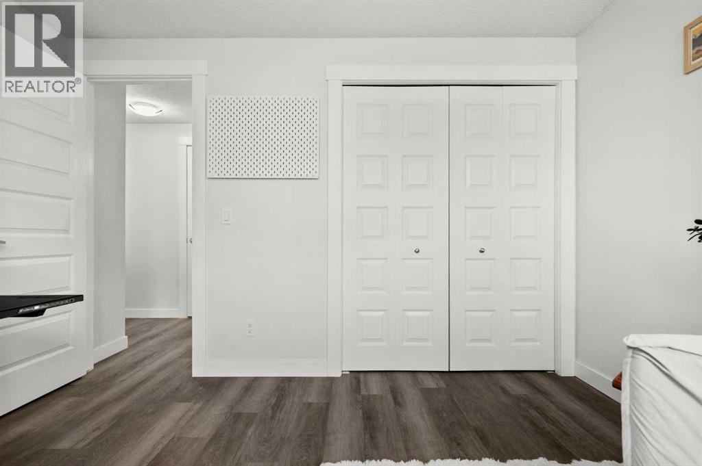 216 Mckenzie Towne Close SE - 23