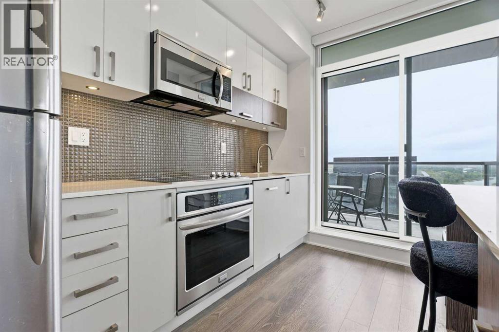 #1301 550 Riverfront Avenue SE - 18
