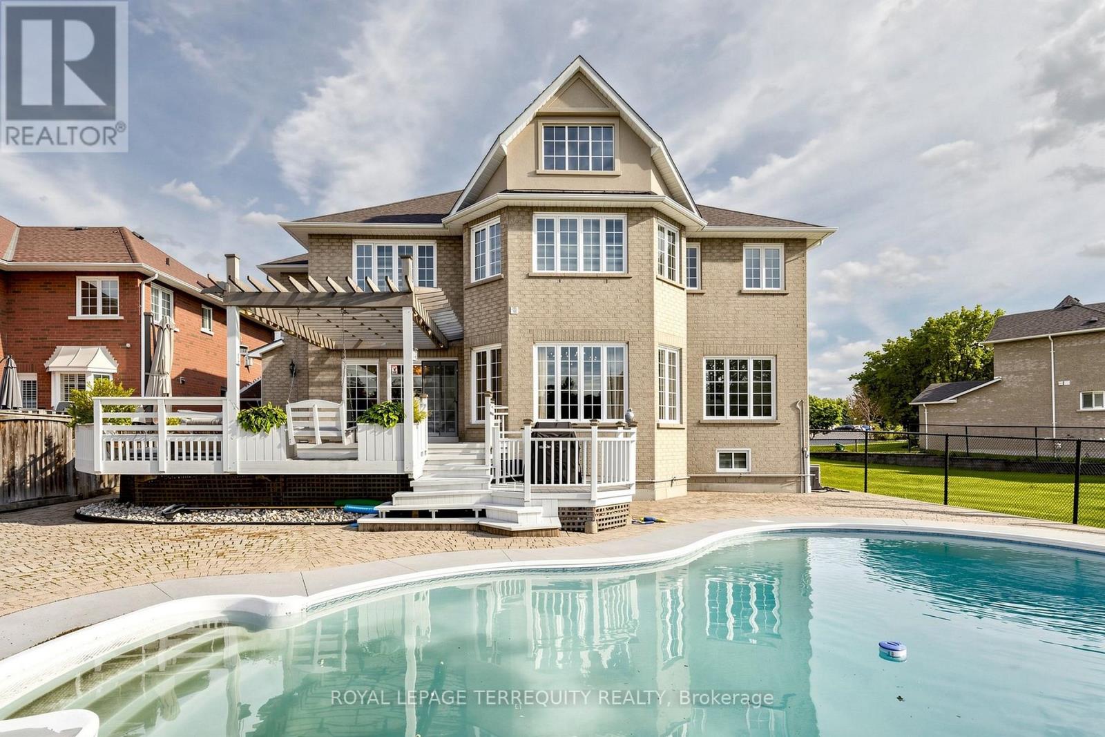 10 ROBERSON DRIVE - Image 38