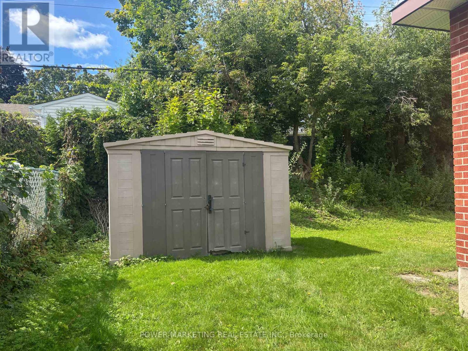 944 EVE STREET - 41