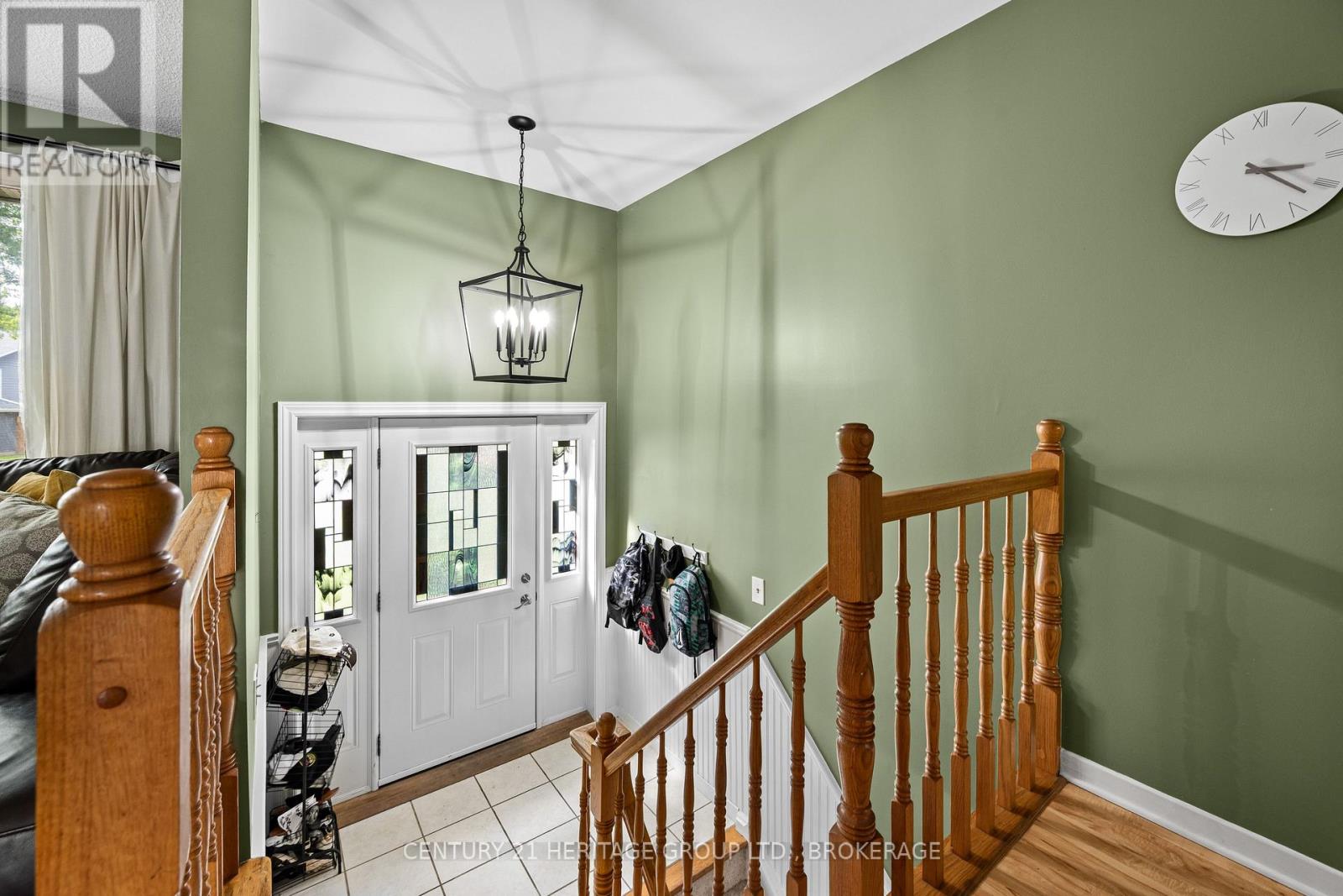 912 SAFARI DRIVE - 15